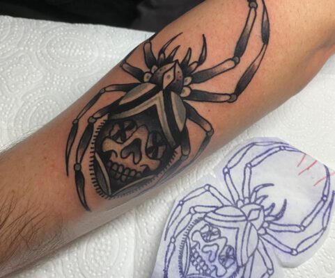 Traditoinal spider black and grey tattoo